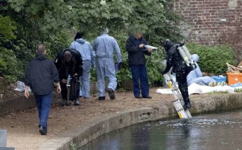 Giallo a Londra: italiano ucciso, legato a un carrello e gettato nel Regent's Canal