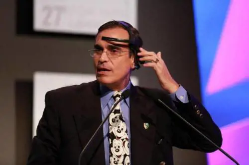 "Possiamo vivere per sempre insieme a robot coi sentimenti"