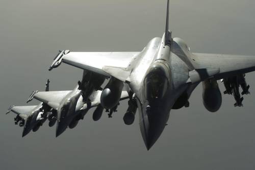 Siria, duello nei cieli: jet russo in Turchia
