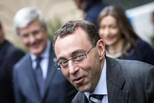 Giunta Marino alla frutta: volano pure le bestemmie