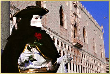 Venezia, allarme terrorismo dietro le maschere di carnevale