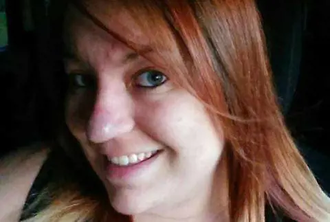 Ha un brufolo che non scompare mai: in realtà è un cancro