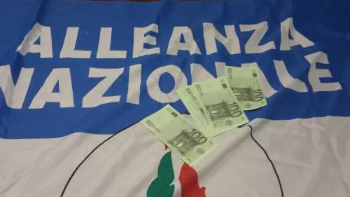 Protesta Forza Nuova e Mse alla Fondazione An. Attimi tensione