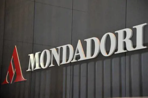 Mondadori, l’ad Porro conferma gli obiettivi 2024