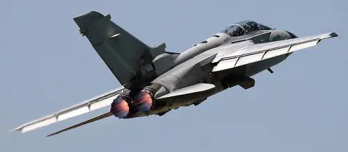 Intercettato aereo senza autorizzazione: si alzano i caccia