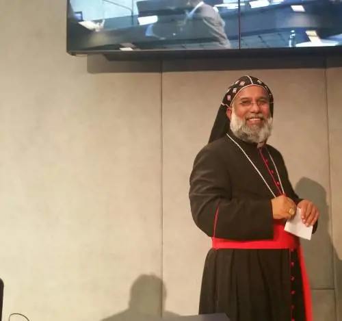 "Aiutiamo i profughi nei paesi d'origine"