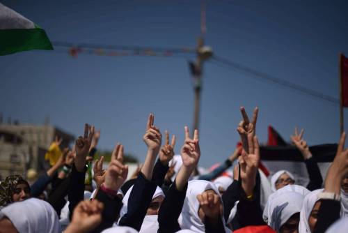 Lotta all'intifada: quartieri arabi chiusi ed esercito schierato