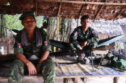 Firmata la tregua in Birmania. Per i Karen è l'inizio di un'altra lotta