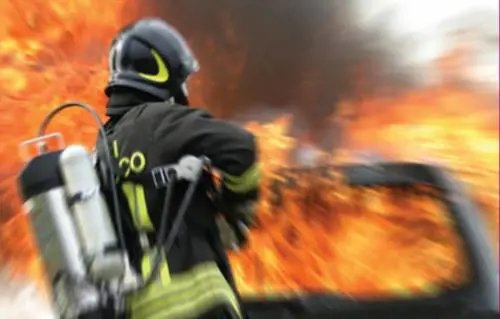"I vigili del fuoco italiani poco addestrati a causa dei tagli"