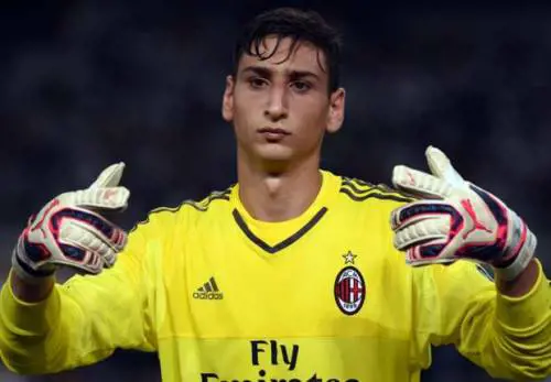 Donnarumma, il portiere bambino che esordisce in Milan-Inter