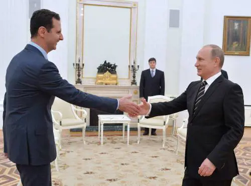 Assad è a Mosca con la sua famiglia: concesso l'asilo dalla Russia