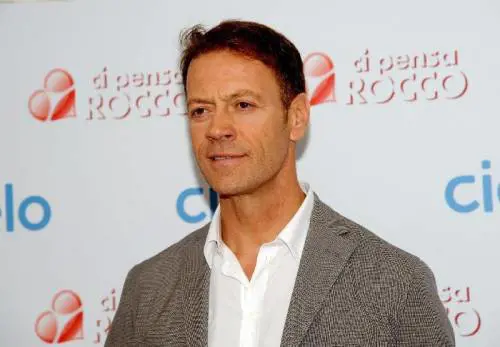 Se l'università tollera i violenti e mette a tacere Rocco Siffredi