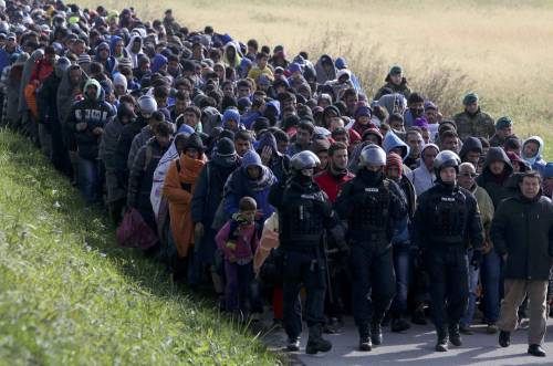 La Svezia contro le quote migranti: "Ne abbiamo troppi, portateceli via"