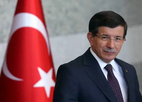 Erdogan pronto a convocare partito. A rischio il futuro del premier turco
