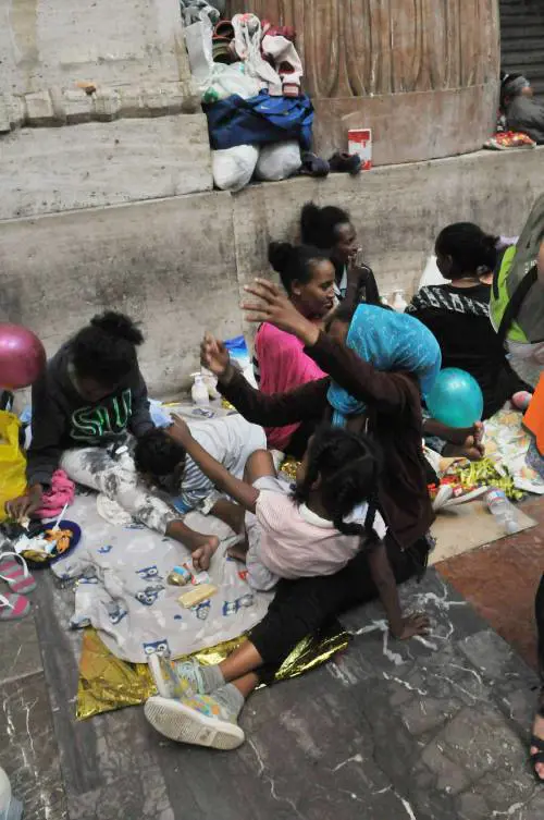 "Se denunciamo i migranti ci accusano di razzismo"