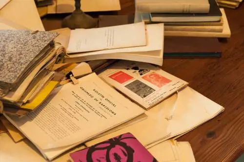 Chi compra e vende libri fuori dall'Italia rischia il carcere