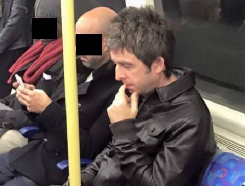 Noel Gallagher duetta con gli U2 e va al concerto in metropolitana