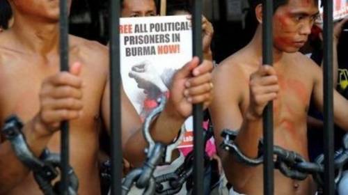 L'appello inascoltato dagli ex generali birmani: "Liberate i prigionieri politici"