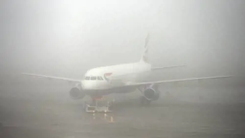 Il Nord Europa bloccato dalla nebbia