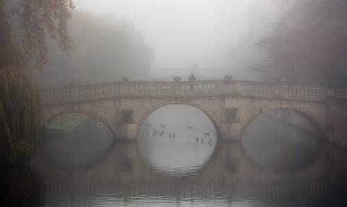 Londra torna vittoriana con la nebbia