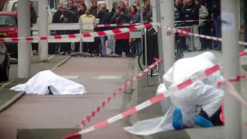 Moriva 11 anni fa Theo Van Gogh, regista ucciso da un fondamentalista islamico