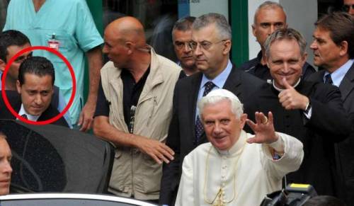 I corvi di Ratzinger e il maggiordomo