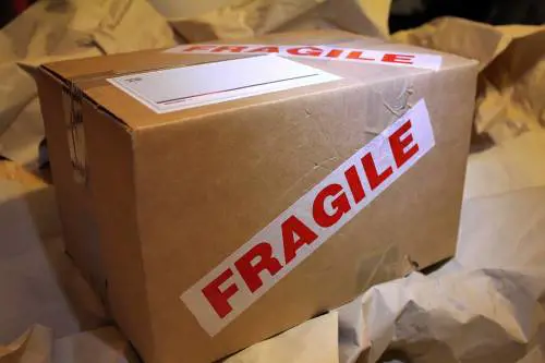 Amazon lancia in Italia Prime Now. I pacchi arrivano a casa in un'ora