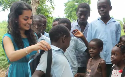 Zaini rivoluzionari permettono lo studio in Africa