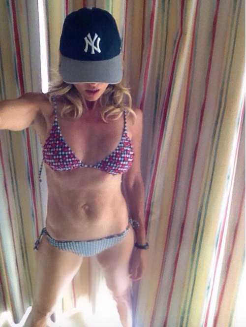 Foto Justine Mattera Topless Su Instagram Ilgiornaleit 