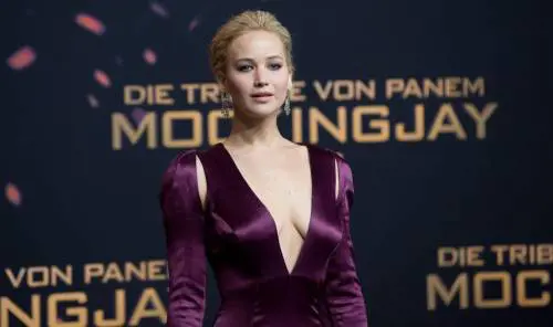Hunger Games: protagoniste senza reggiseno a Berlino