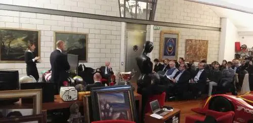 Momodesign, nuova svolta sui caschi da moto. Al via la partnership con Kss