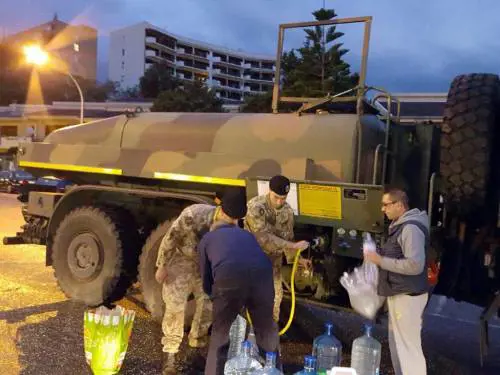 Città senz'acqua da 17 giorni. Il governo si sveglia solo adesso