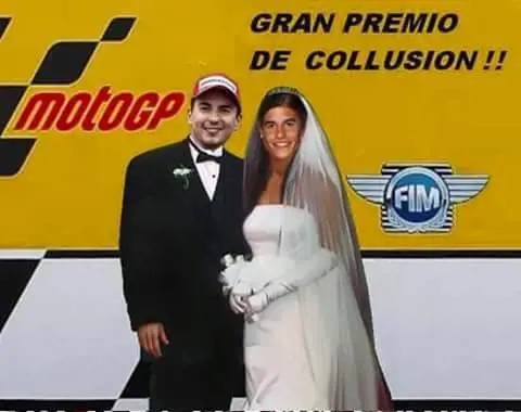 Su Twitter dilaga lo sfottò sul biscottone Marquez-Lorenzo