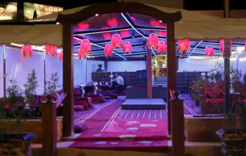 Un café vuoto a in un resort a Sharm el-Sheikh