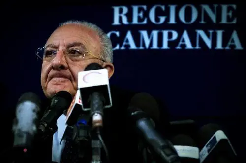 Campania, l'intercettazione che inguaia De Luca