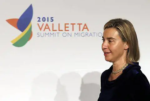 Federica Mogherini, la foto che fa il giro del web: "Valletta"