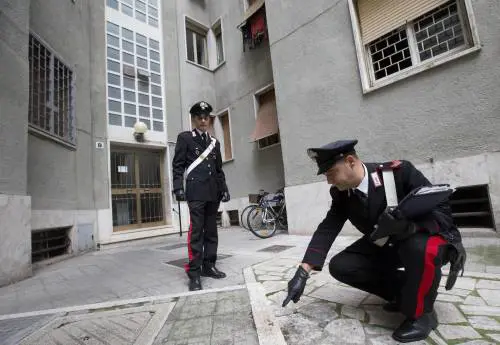 Aggredita con l'acido: grave una 33enne