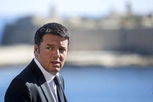 Renzi nega l'attacco all'Italia: "Solo manovre sulle banche..."