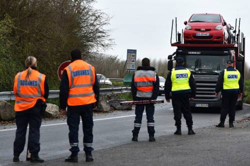 Confini-colabrodo, l'Ue si sveglia. Ecco l'esercito di frontiera unico
