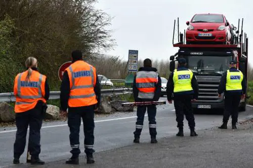 Confini-colabrodo, l'Ue si sveglia. Ecco l'esercito di frontiera unico