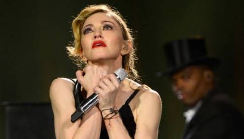 Madonna conferma il tour: "L'Isis non ci farà tacere"