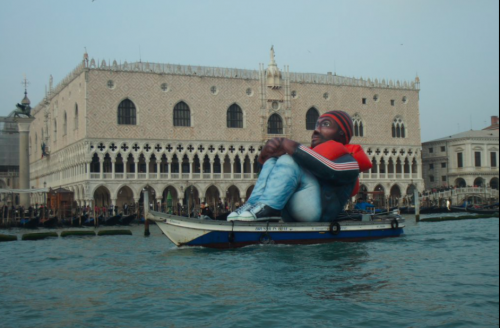 Nella laguna di Venezia arriva il "profugo gigante"