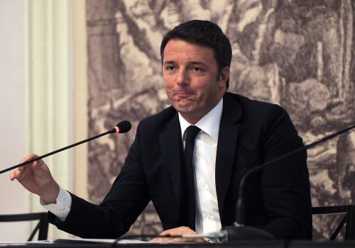 Iniziata la guerra, Renzi tentenna
