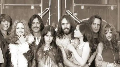 Groupies, la scossa rock delle ragazze elettriche