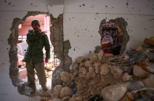 Sinjar, scoperti i tunnel segreti dell'Isis