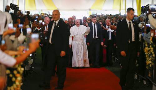 Kenya, il Papa visita una scuola