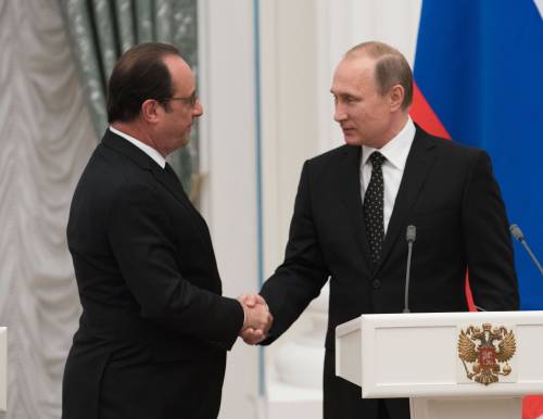 Putin e Hollande durante l'incontro al Cremlino