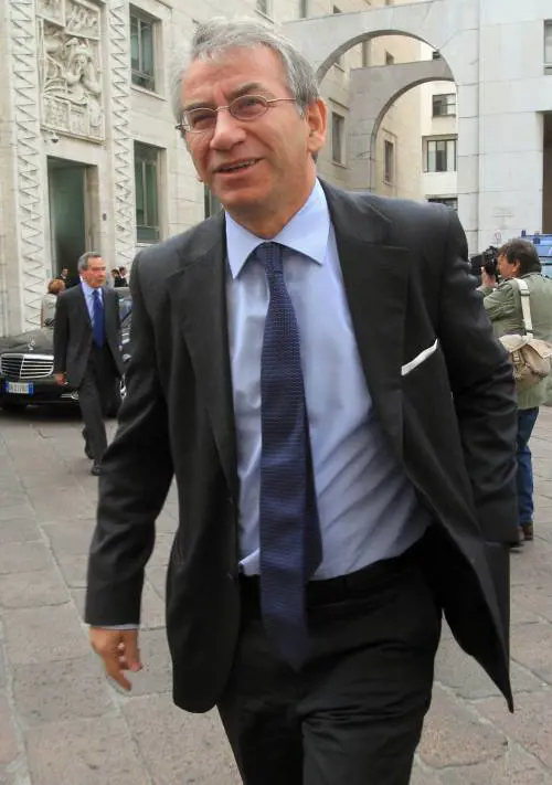 Caccia ai colpevoli dei crac bancari