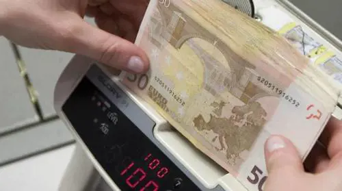 Il reddito medio famiglie è 2500 euro al mese