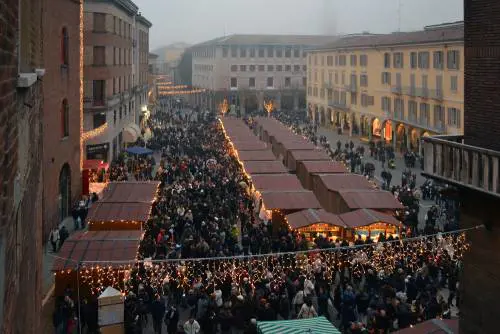 Già espulso un anno fa era alla sagra del torrone
